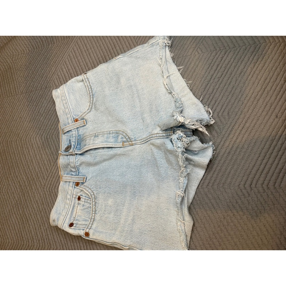 Levis Premium Wedgie Short Light Wash Denim Cut Off 25 High Rise Button Fly